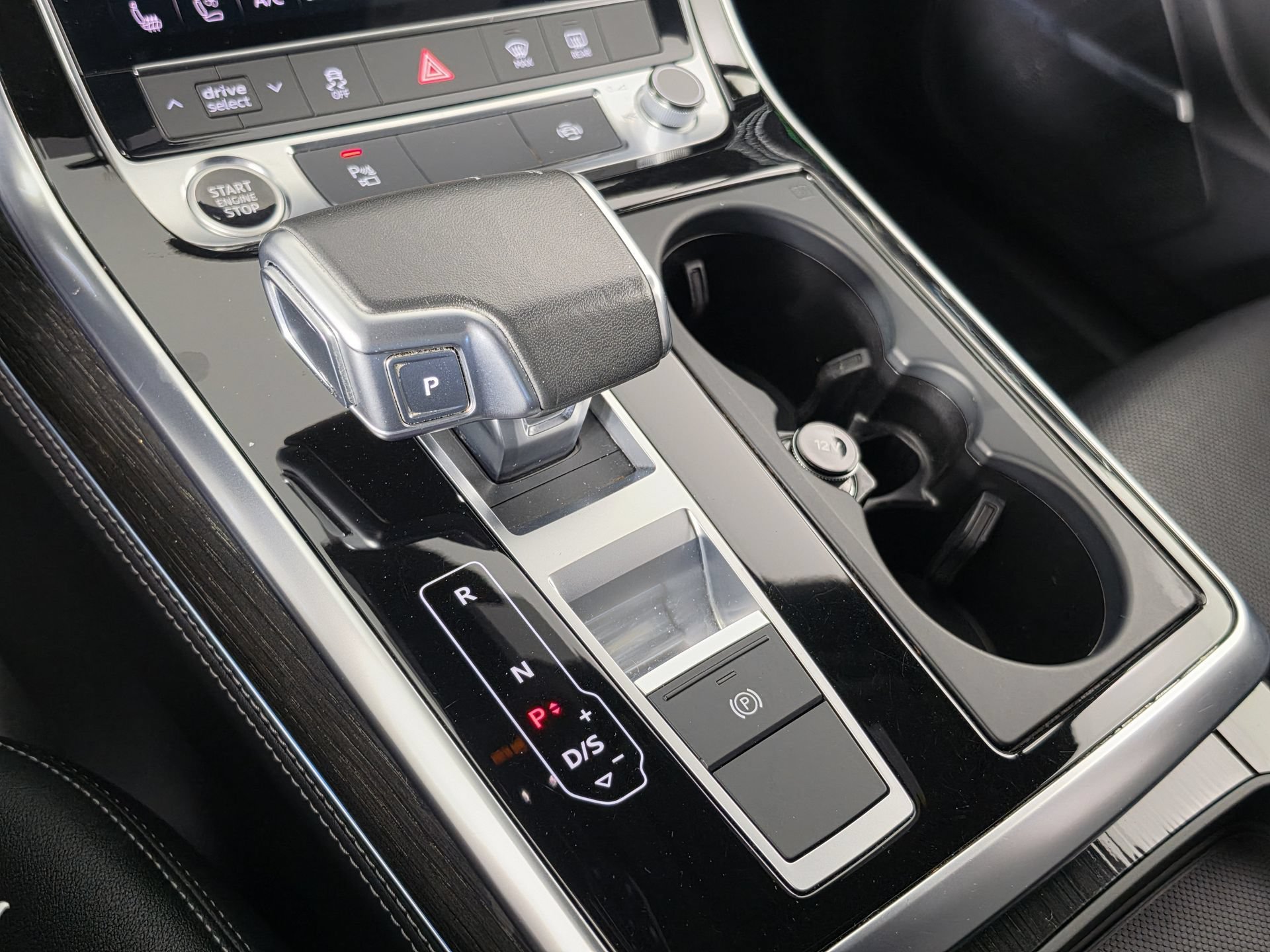 Used 2025 Audi Q7 2.0T Premium Plus AWD/4WD image 32