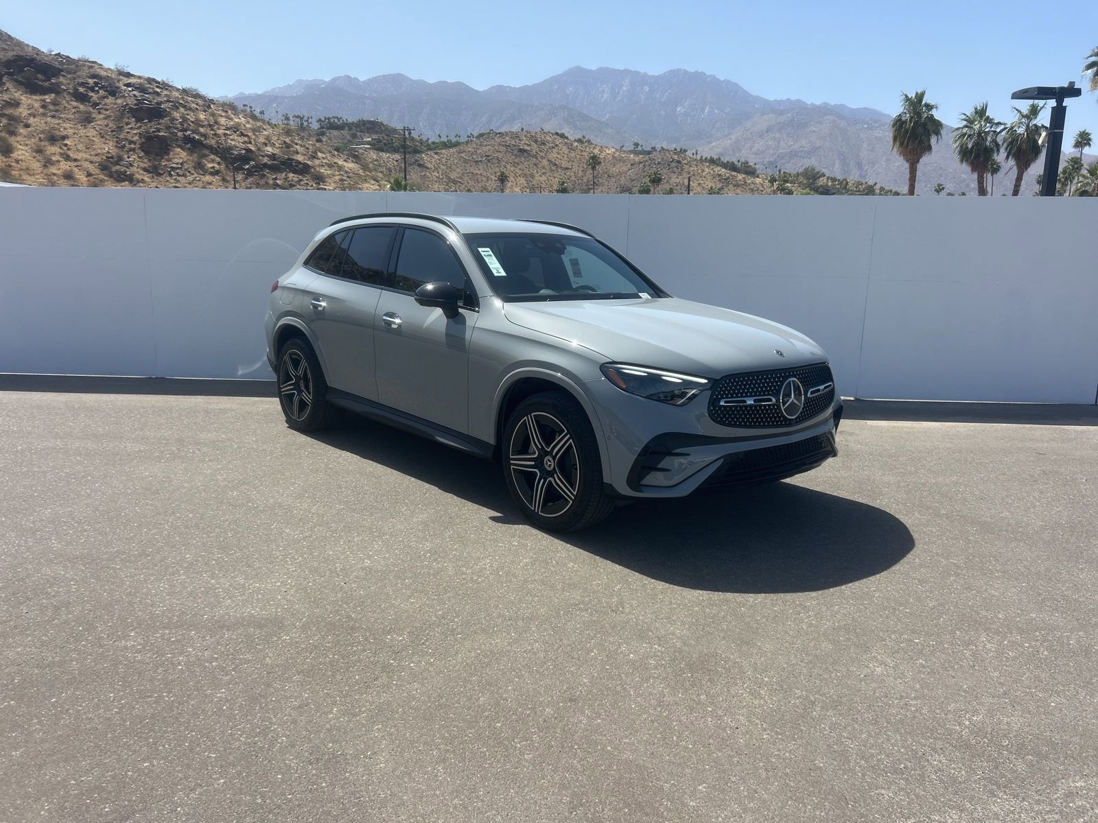 Used 2026 Mercedes-Benz GLC 300 image 3