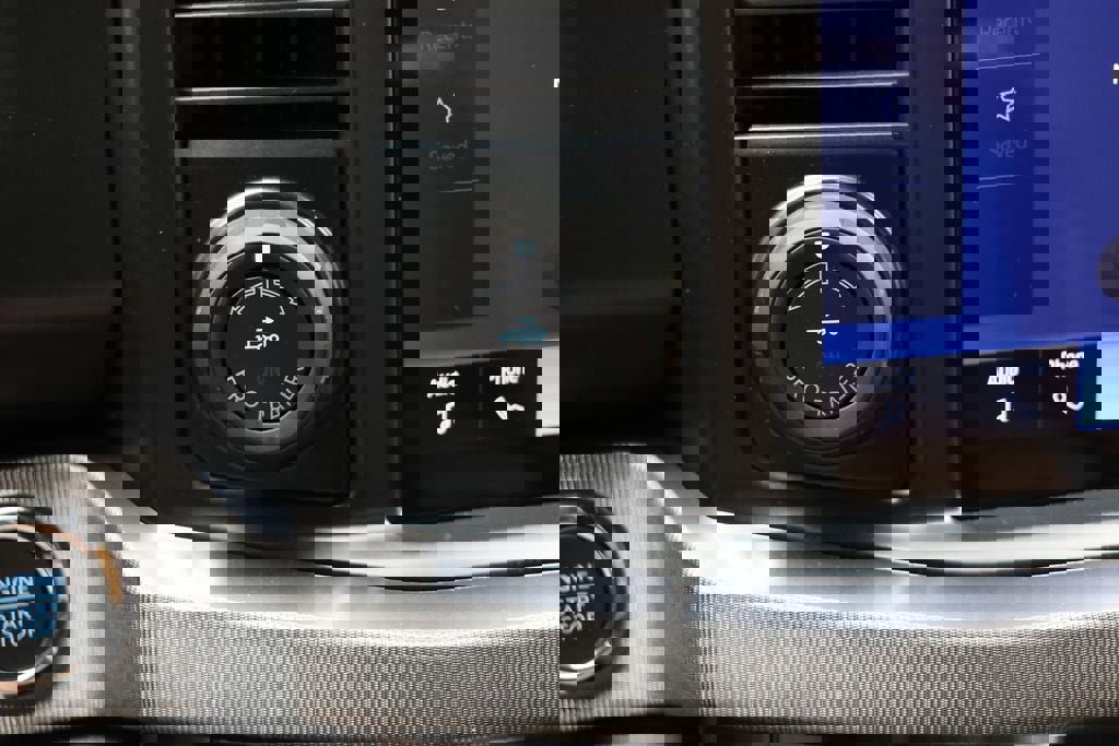 Used 2024 Ford F450 Platinum image 39