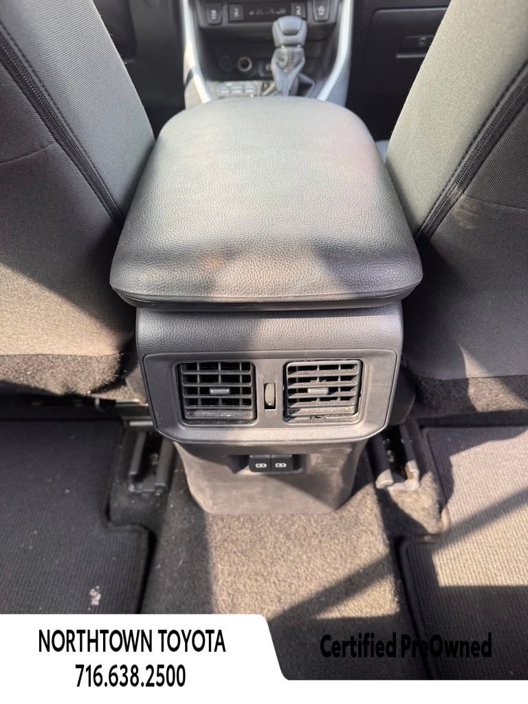 Used 2025 Toyota RAV4 XLE w/ Weather Package AWD/4WD image 13