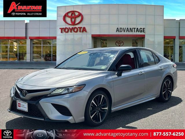 Used 2019 Toyota Camry XSE FWD image 4