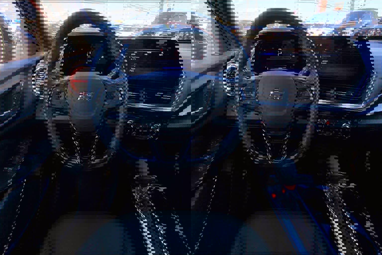 Used 2024 Chevrolet Trax RS w/ Sunroof Package image 6