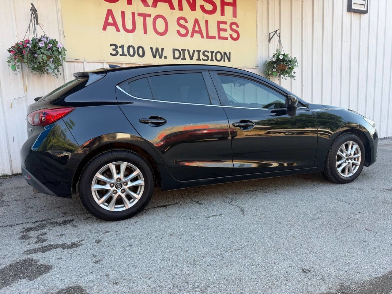 Used 2016 MAZDA MAZDA3 i Grand Touring FWD image 3