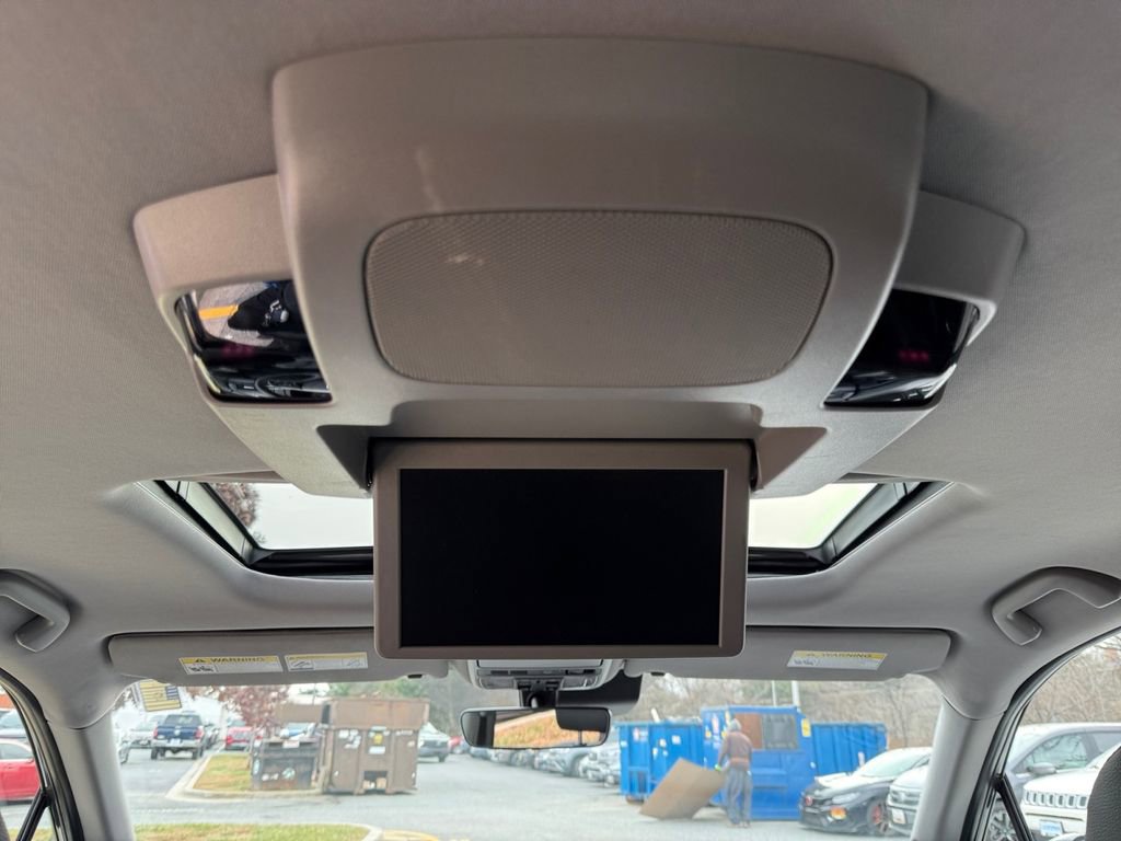 Used 2021 Honda Pilot Touring image 26