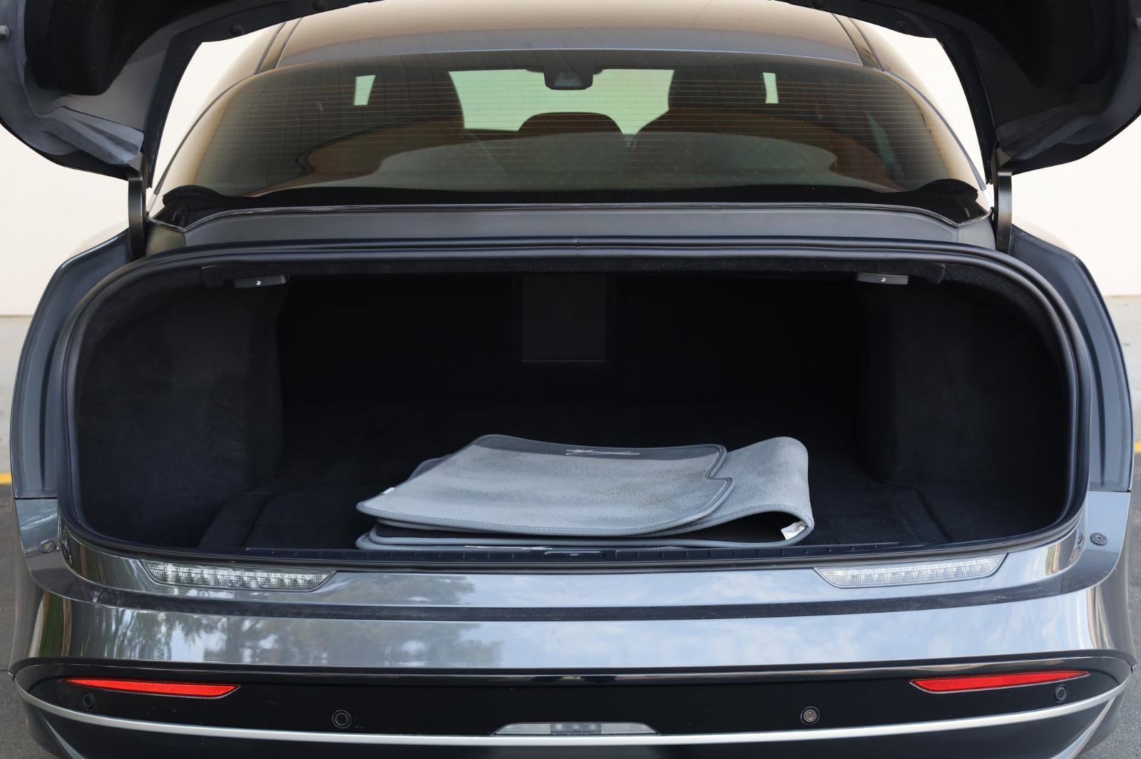 Used 2023 Lucid Air Pure AWD/4WD image 11
