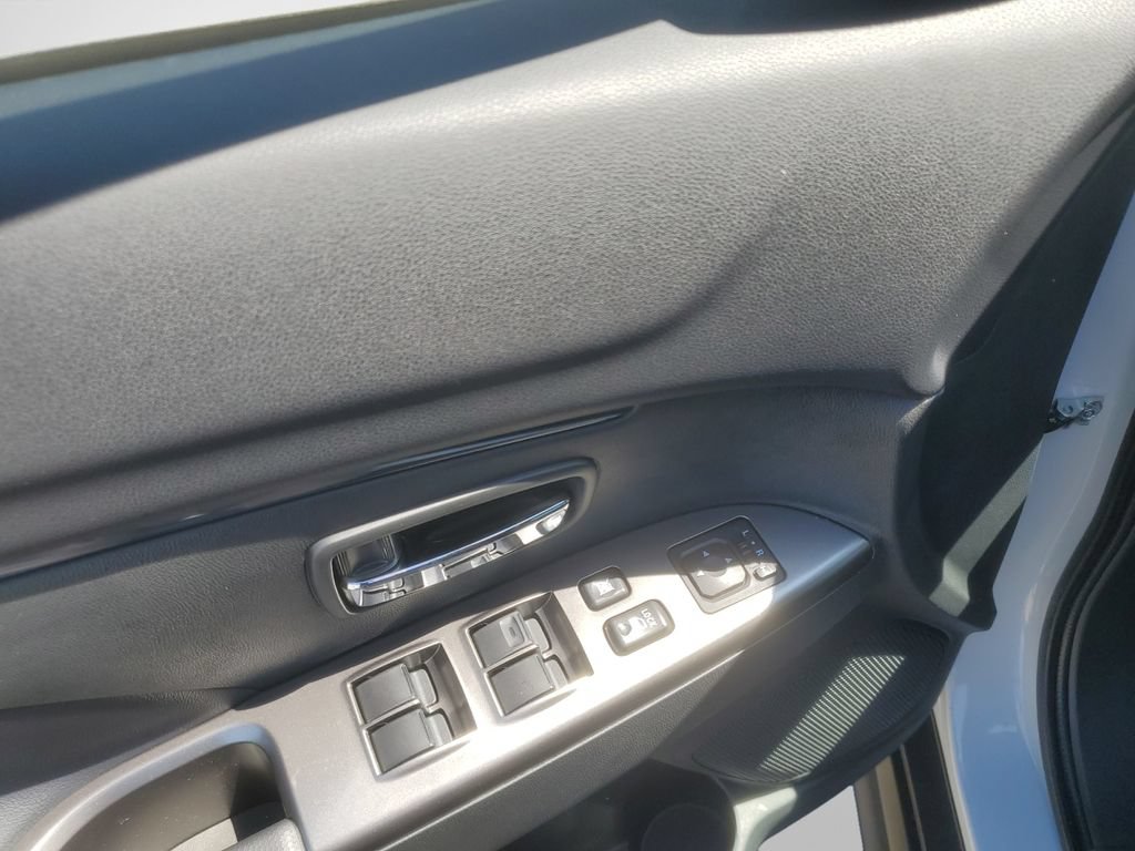 New 2026 Mitsubishi Outlander Sport SE AWD/4WD image 14