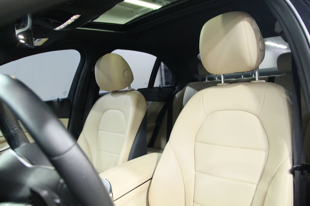 Certified 2019 Mercedes-Benz C 300 4MATIC Sedan image 6