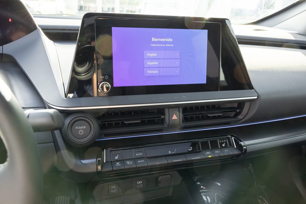 Used 2026 Toyota Prius Plug-In Hybrid image 18