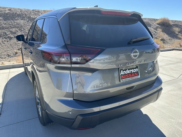 New 2026 Nissan Rogue S image 8