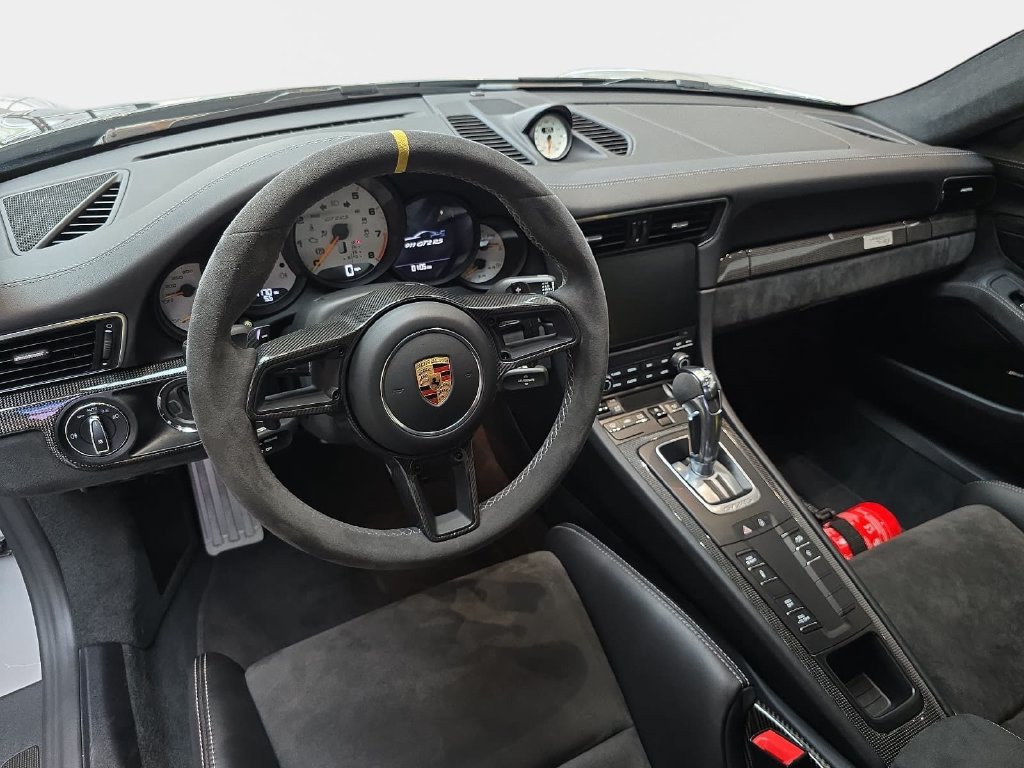 Certified 2018 Porsche 911 GT2 RS RWD image 12