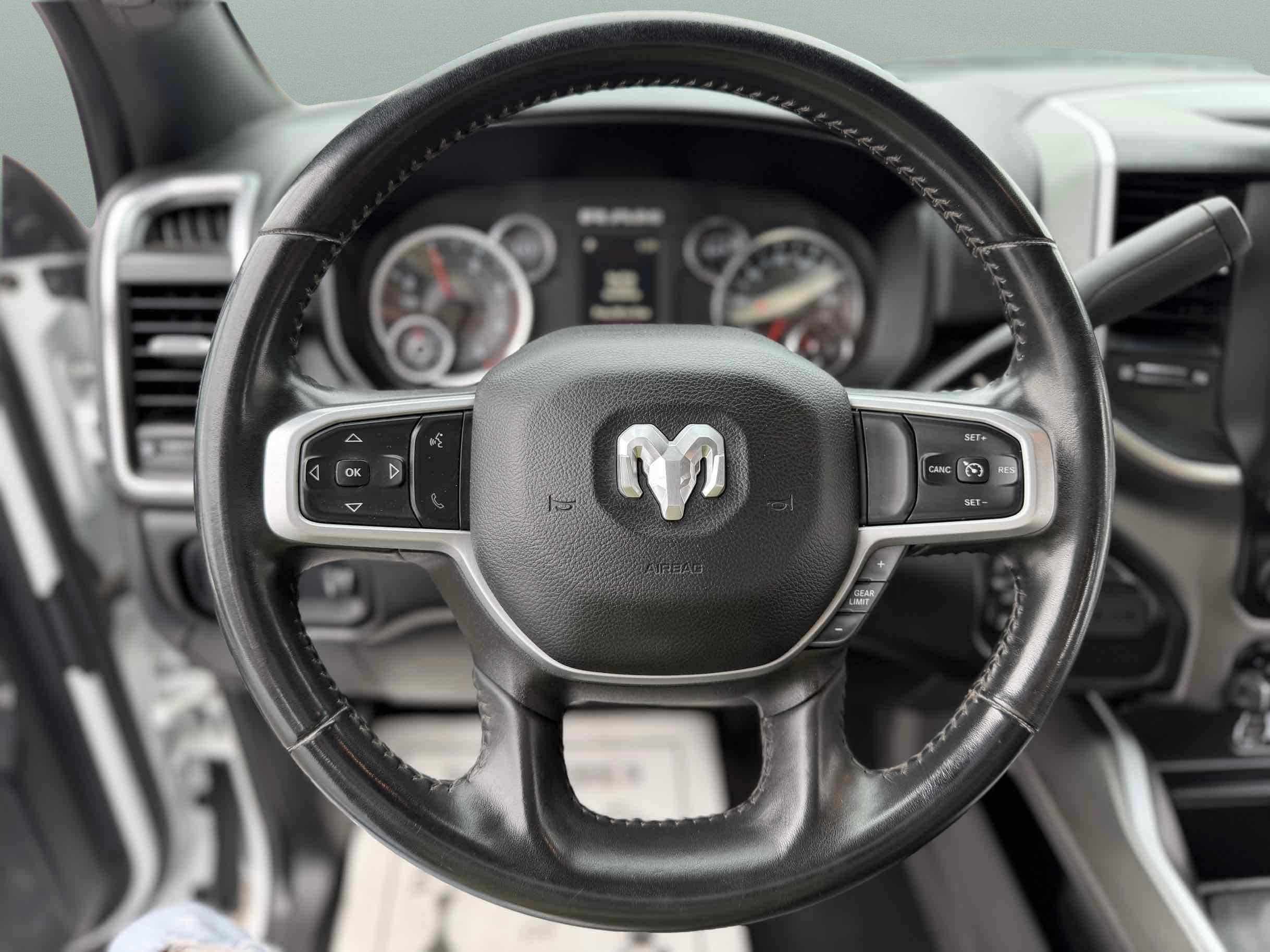 Used 2024 RAM 2500 Big Horn w/ Off Road Package AWD/4WD image 15