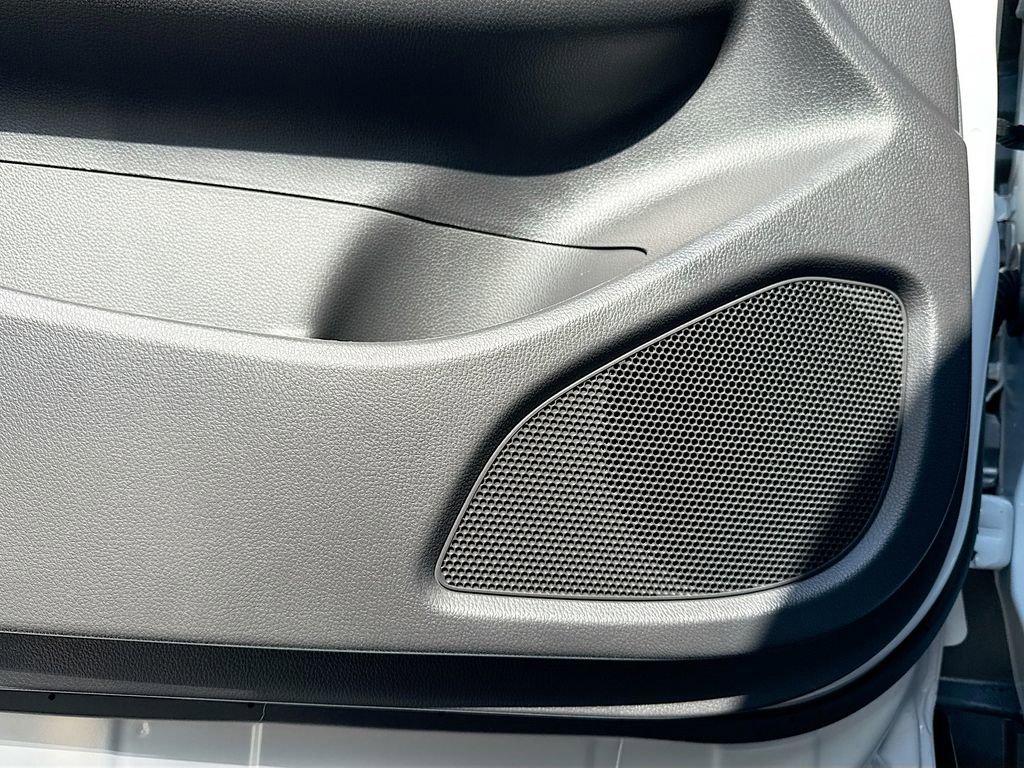 New 2026 Mitsubishi Eclipse Cross LE image 18