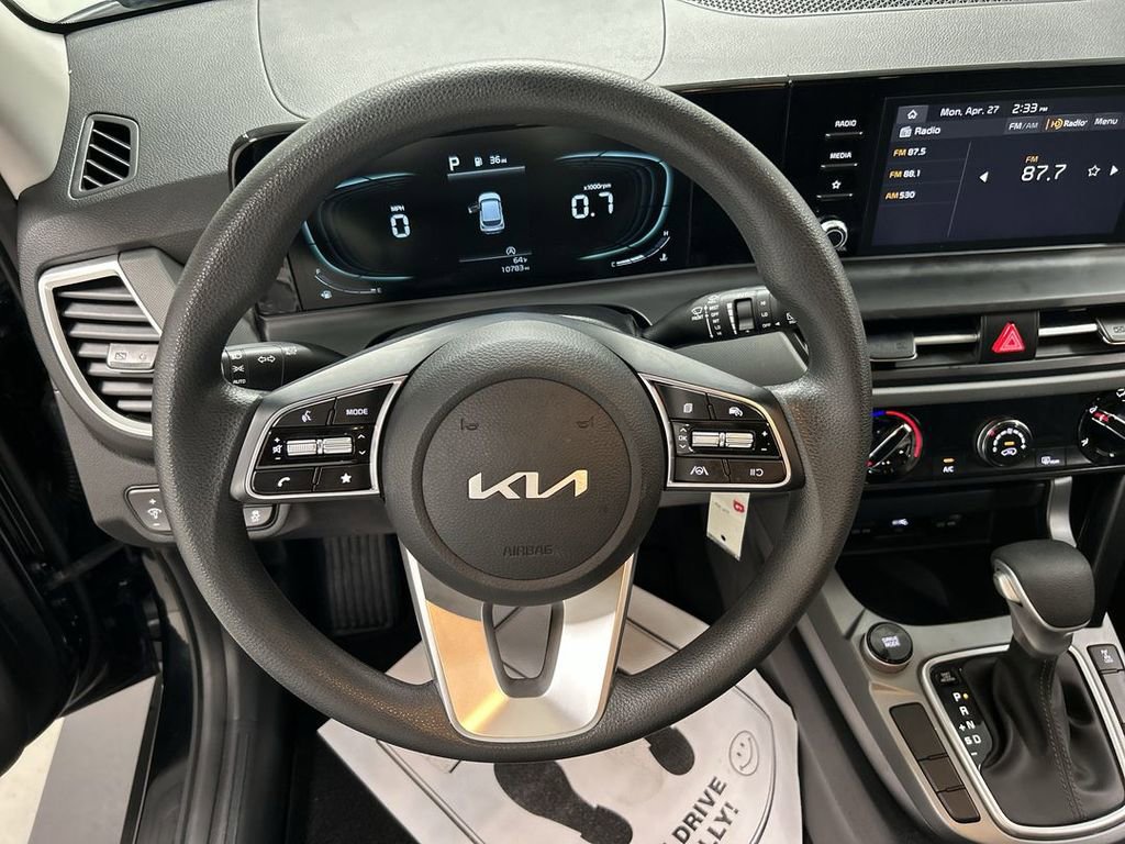 Certified 2024 Kia Seltos LX AWD/4WD image 4