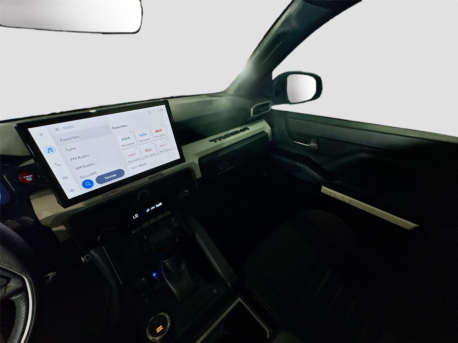 Used 2024 Toyota Tacoma TRD Sport image 8