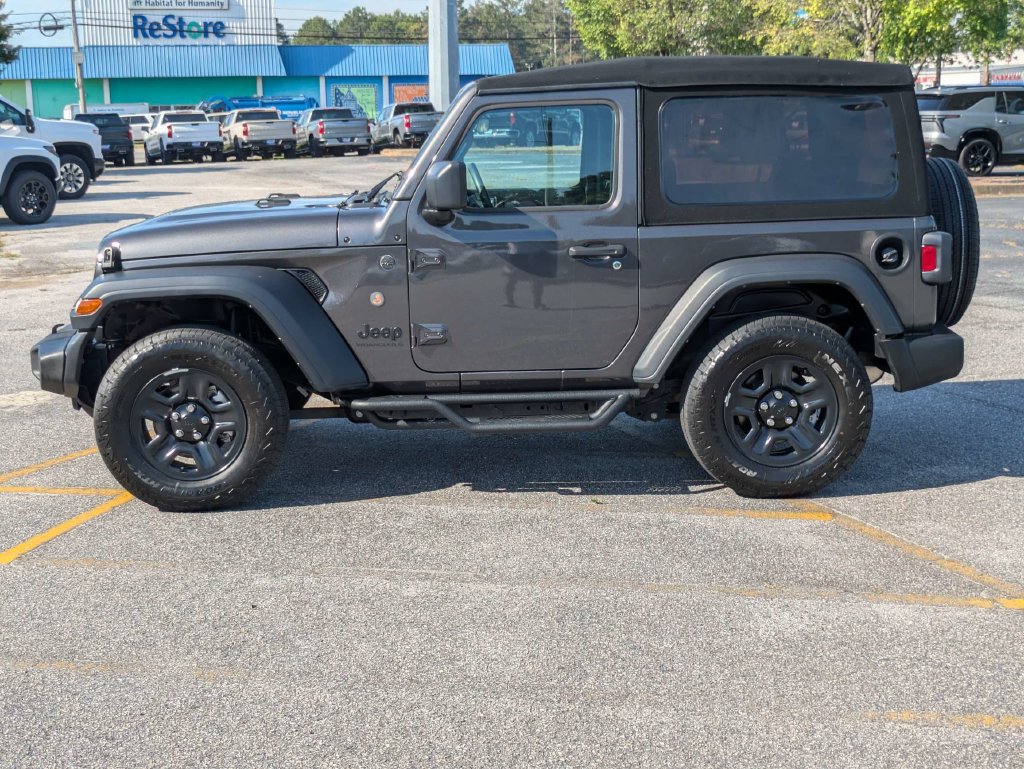 Used 2024 Jeep Wrangler Sport AWD/4WD image 7