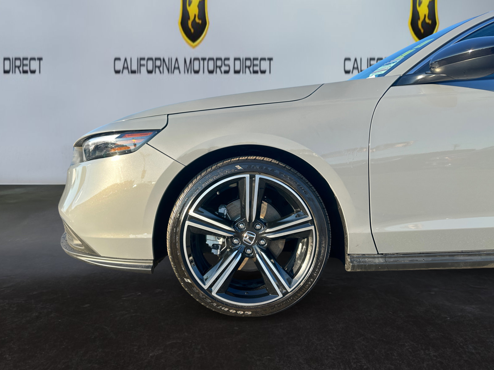 Used 2025 Honda Accord Sport image 14