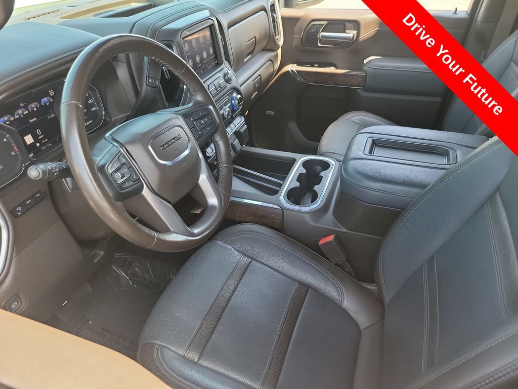 Used 2020 GMC Sierra 2500 Denali w/ Technology Package AWD/4WD image 3