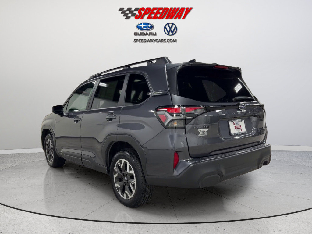 Used 2026 Subaru Forester Premium AWD/4WD image 8