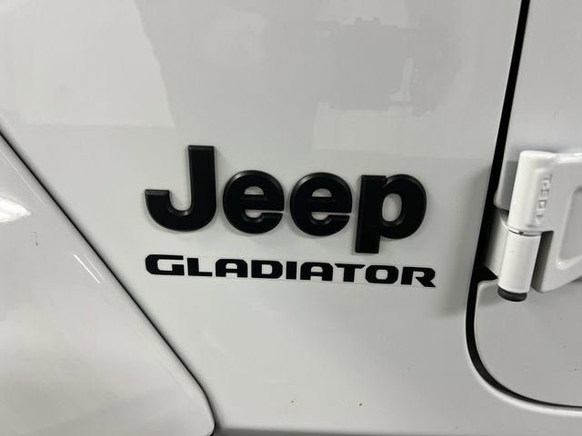 Used 2021 Jeep Gladiator Sport AWD/4WD image 30