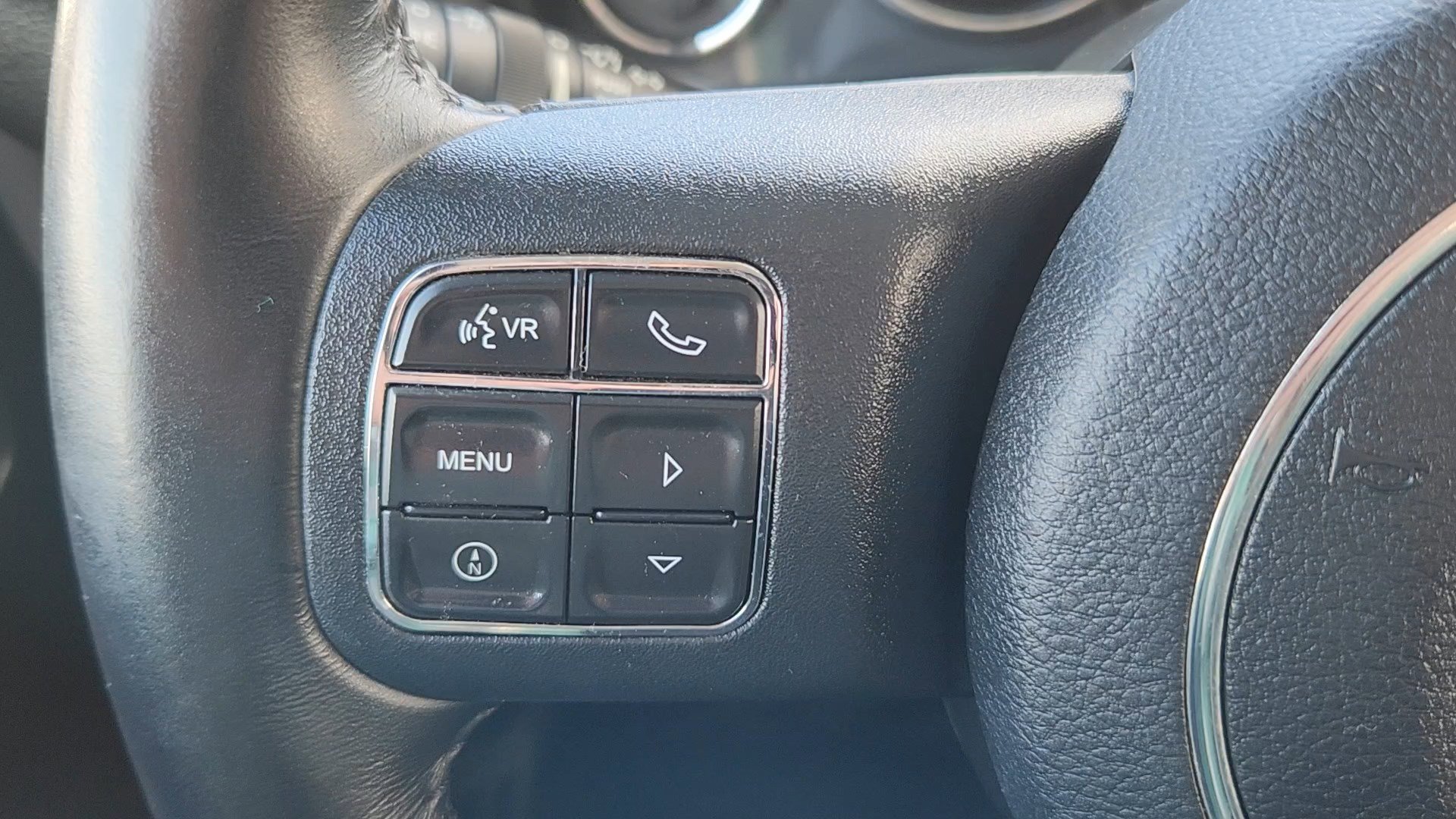 Used 2017 Jeep Wrangler Sport image 11