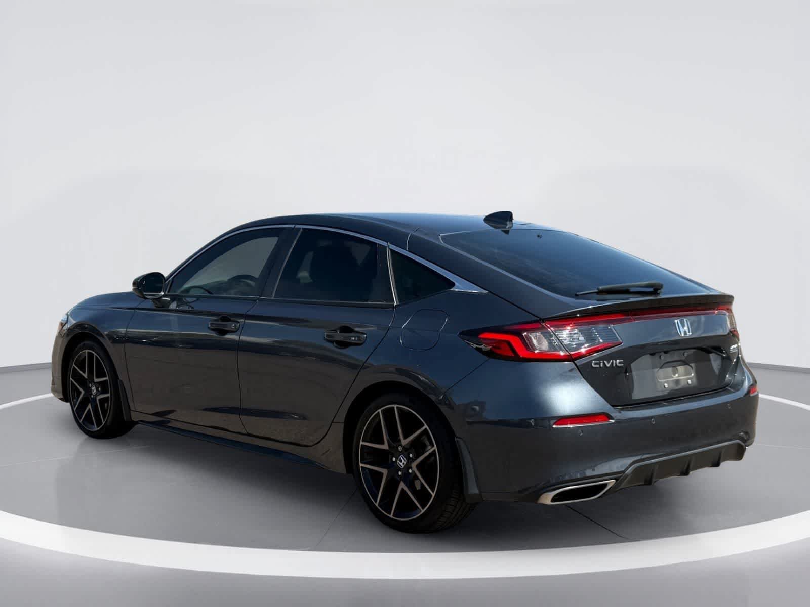 Used 2022 Honda Civic Sport Touring image 4