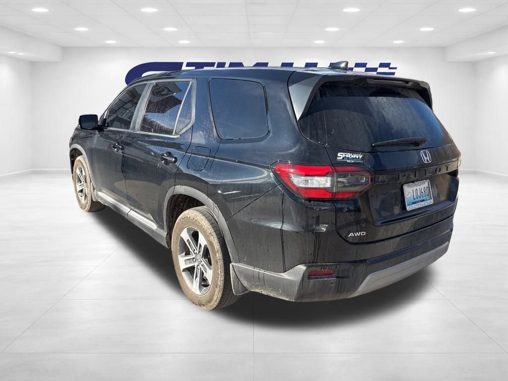 Used 2025 Honda Pilot EX-L image 9
