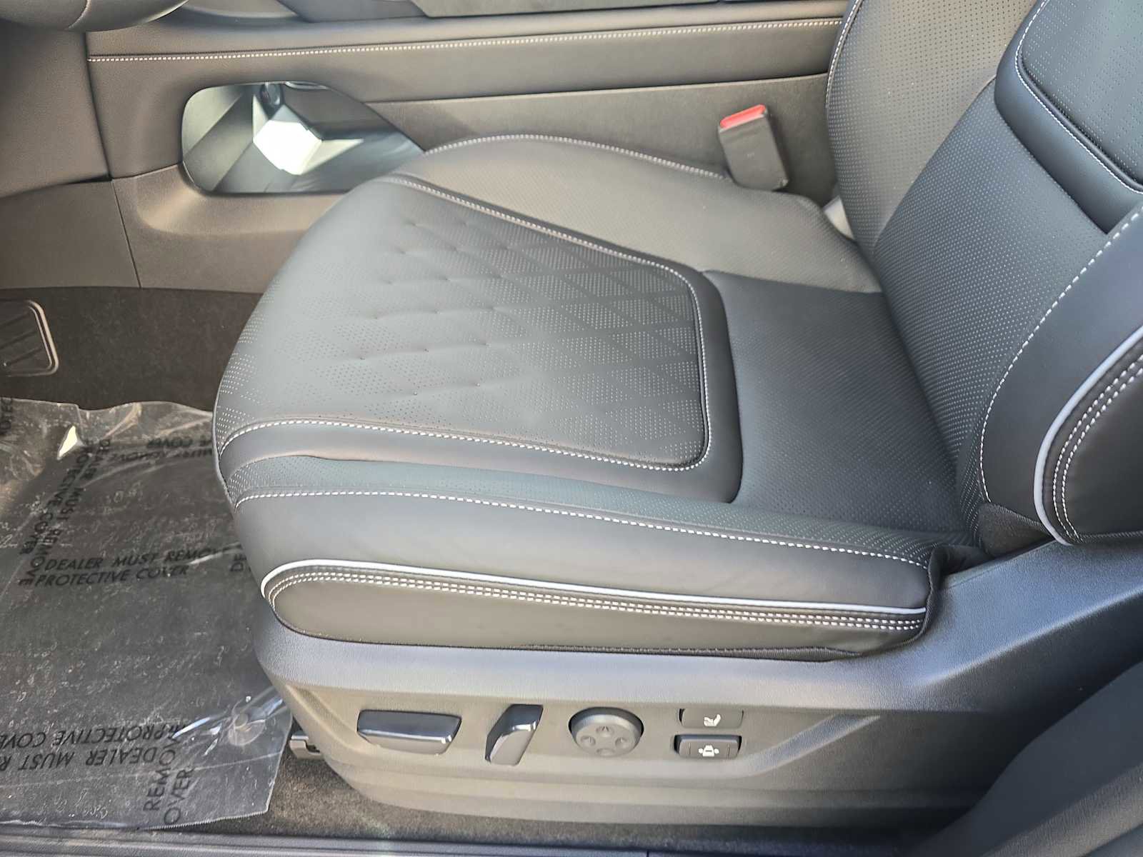 New 2026 INFINITI QX80 Autograph w/ Premium Cargo Package image 15