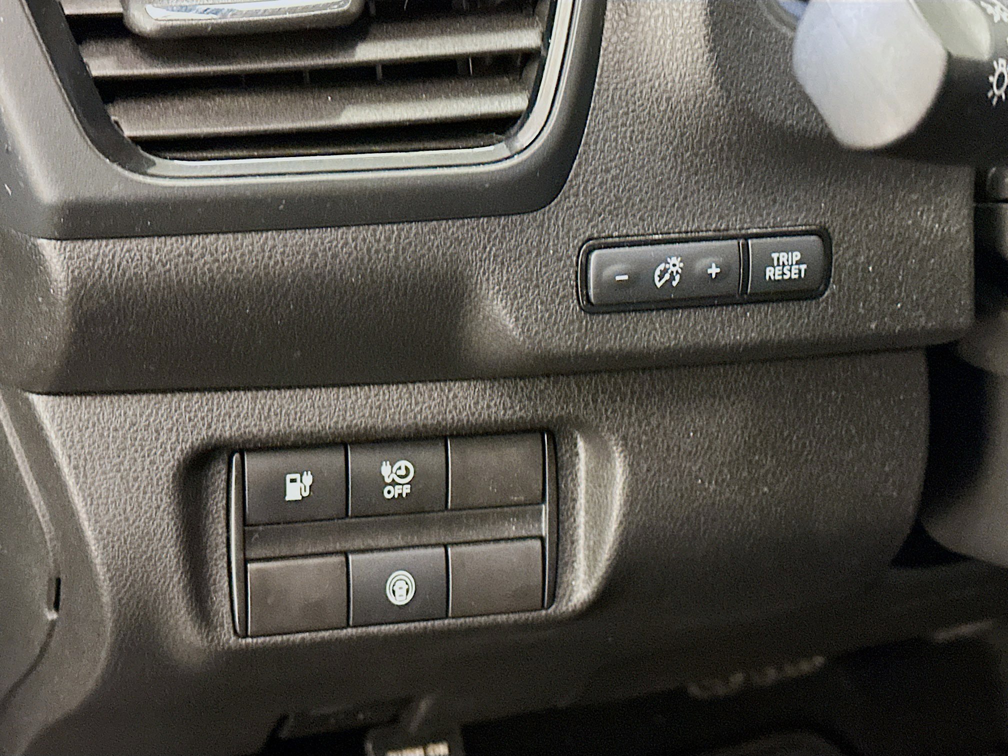 Used 2023 Nissan Leaf S image 17