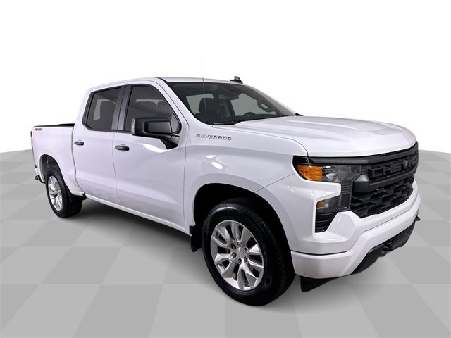 Used 2023 Chevrolet Silverado 1500 Custom image 2