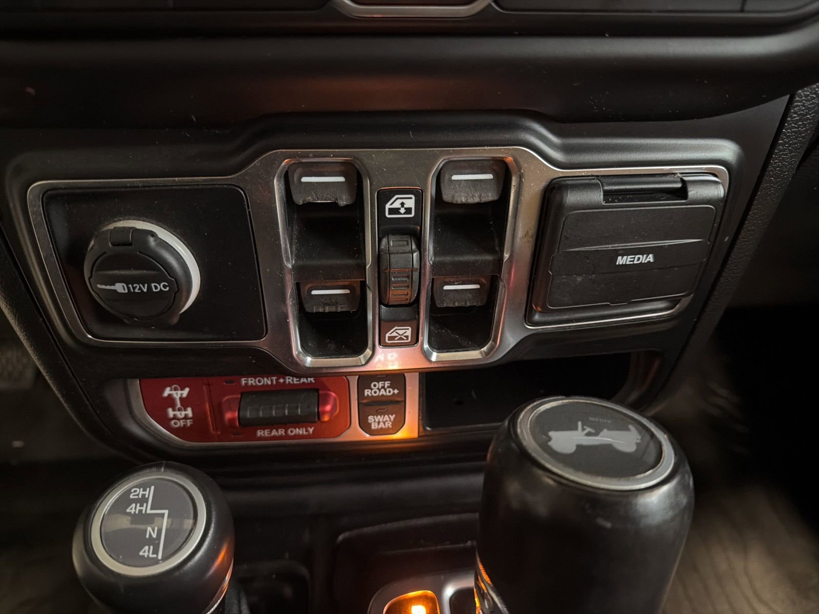 Used 2021 Jeep Wrangler Unlimited Rubicon image 24