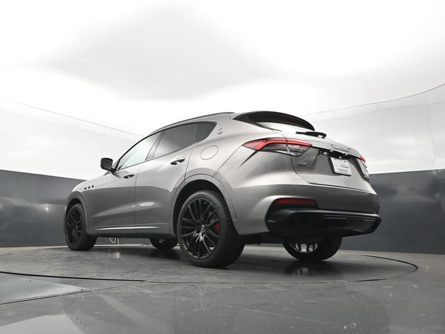 Used 2021 Maserati Levante S AWD/4WD image 23