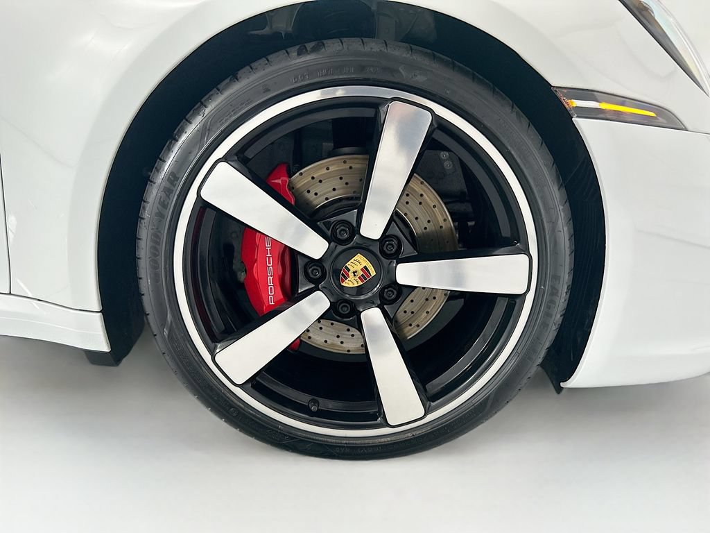 Certified 2022 Porsche 911 Targa 4S AWD/4WD image 29