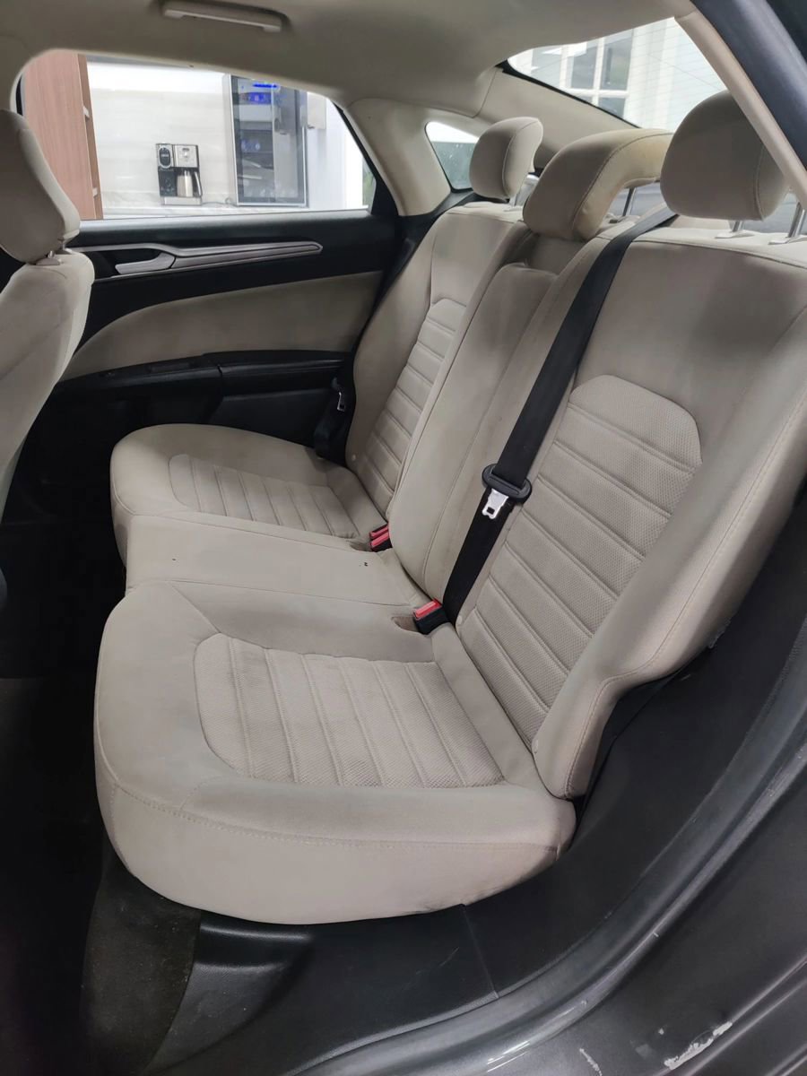 Used 2020 Ford Fusion S image 11