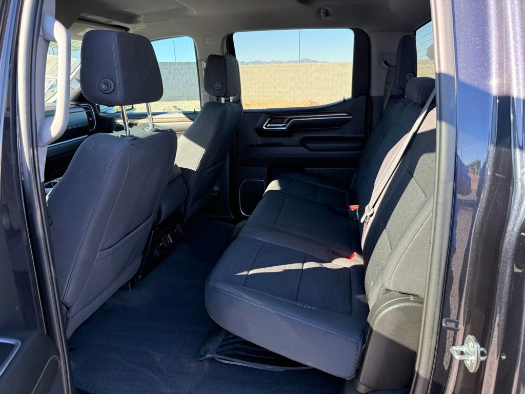 Used 2023 Chevrolet Silverado 1500 LT image 20