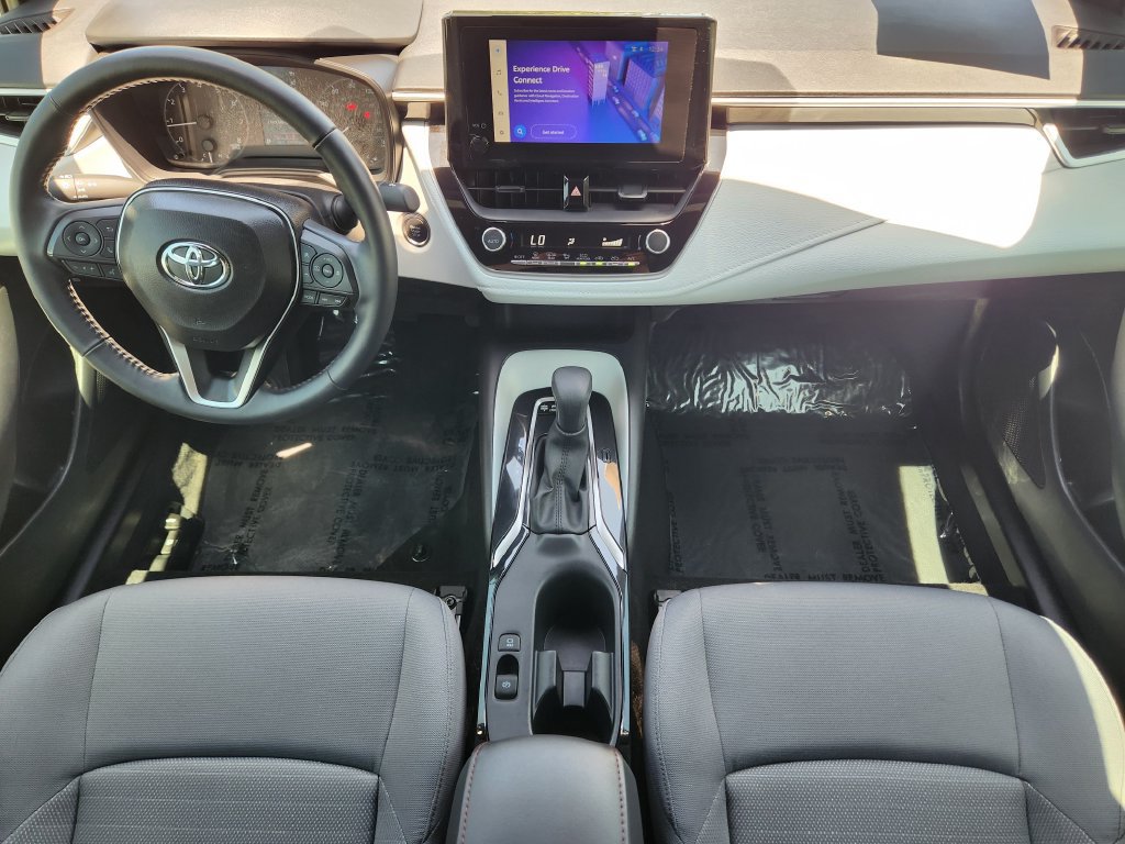 Used 2025 Toyota Corolla SE FWD image 27