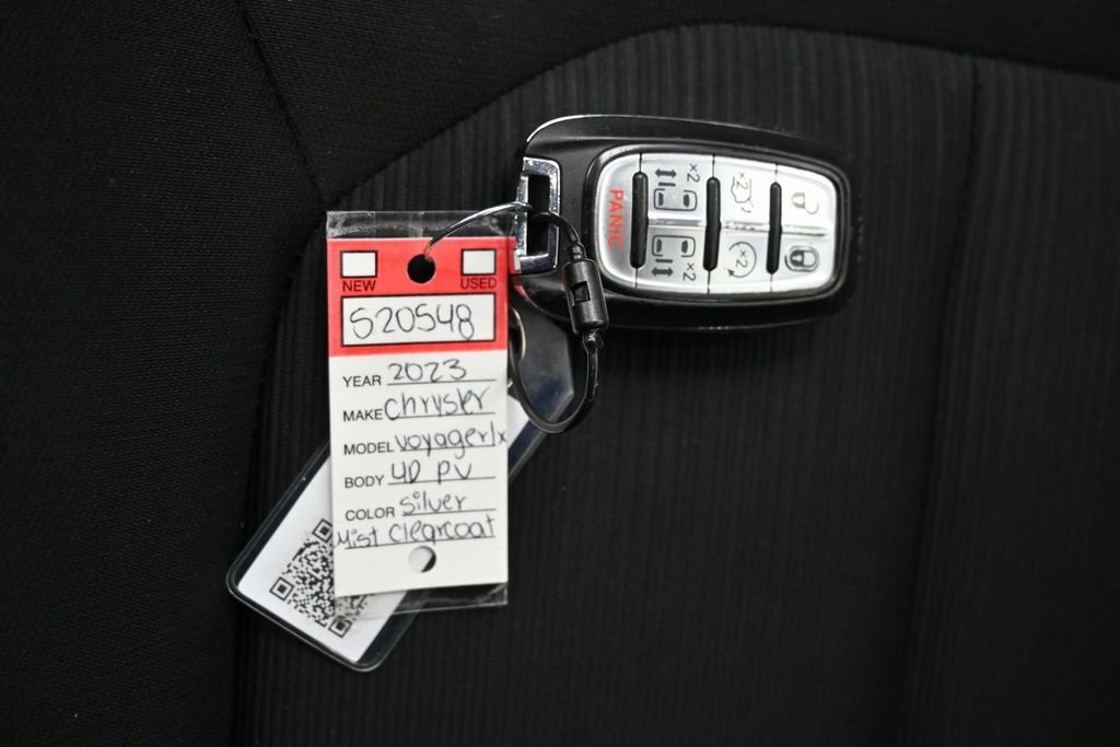 Used 2023 Chrysler Voyager LX image 29