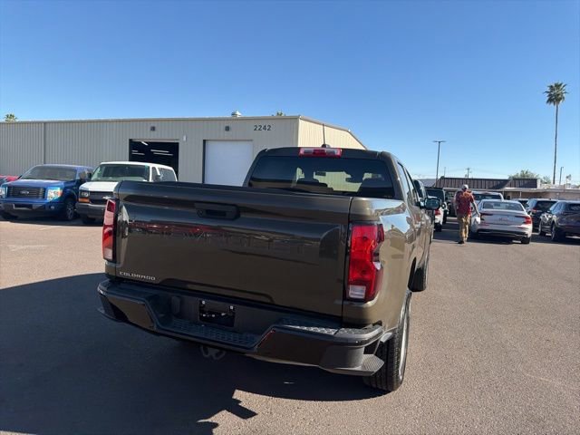 Used 2023 Chevrolet Colorado W/T image 10