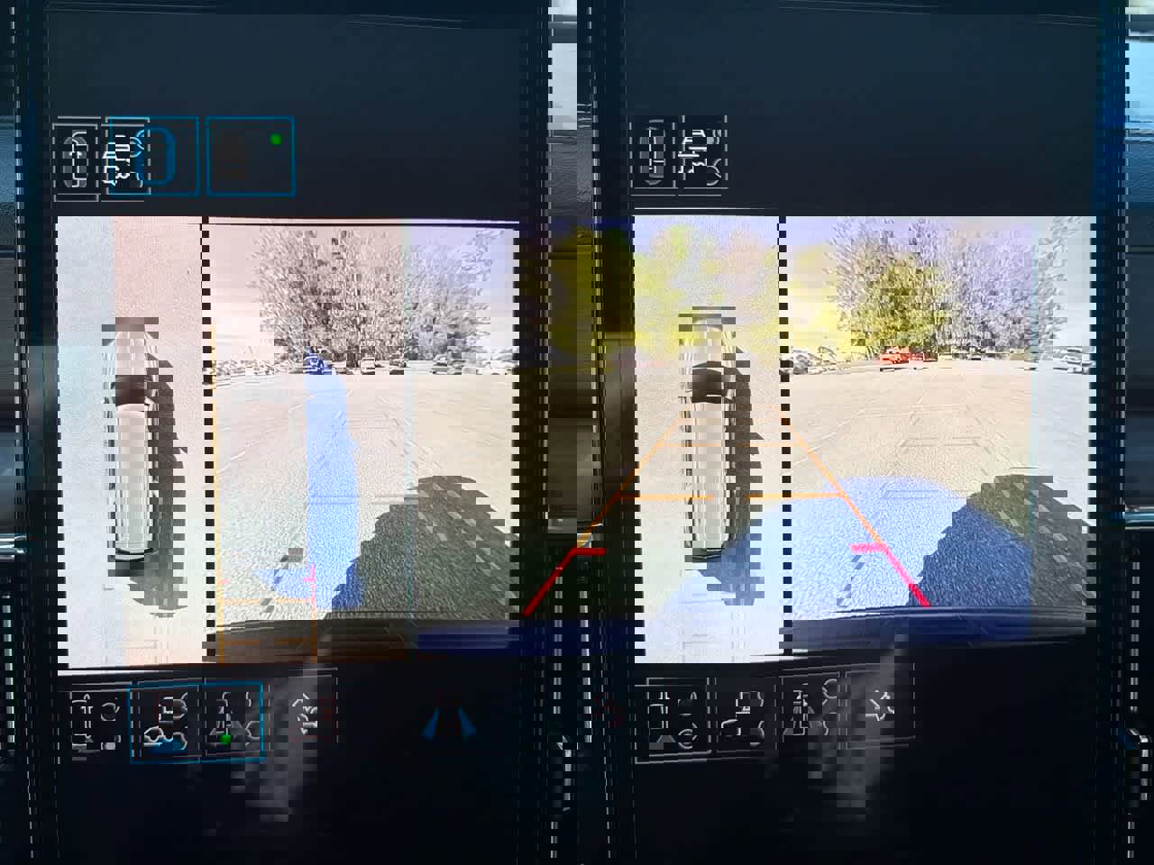 Used 2025 GMC Yukon XL Denali Ultimate image 25