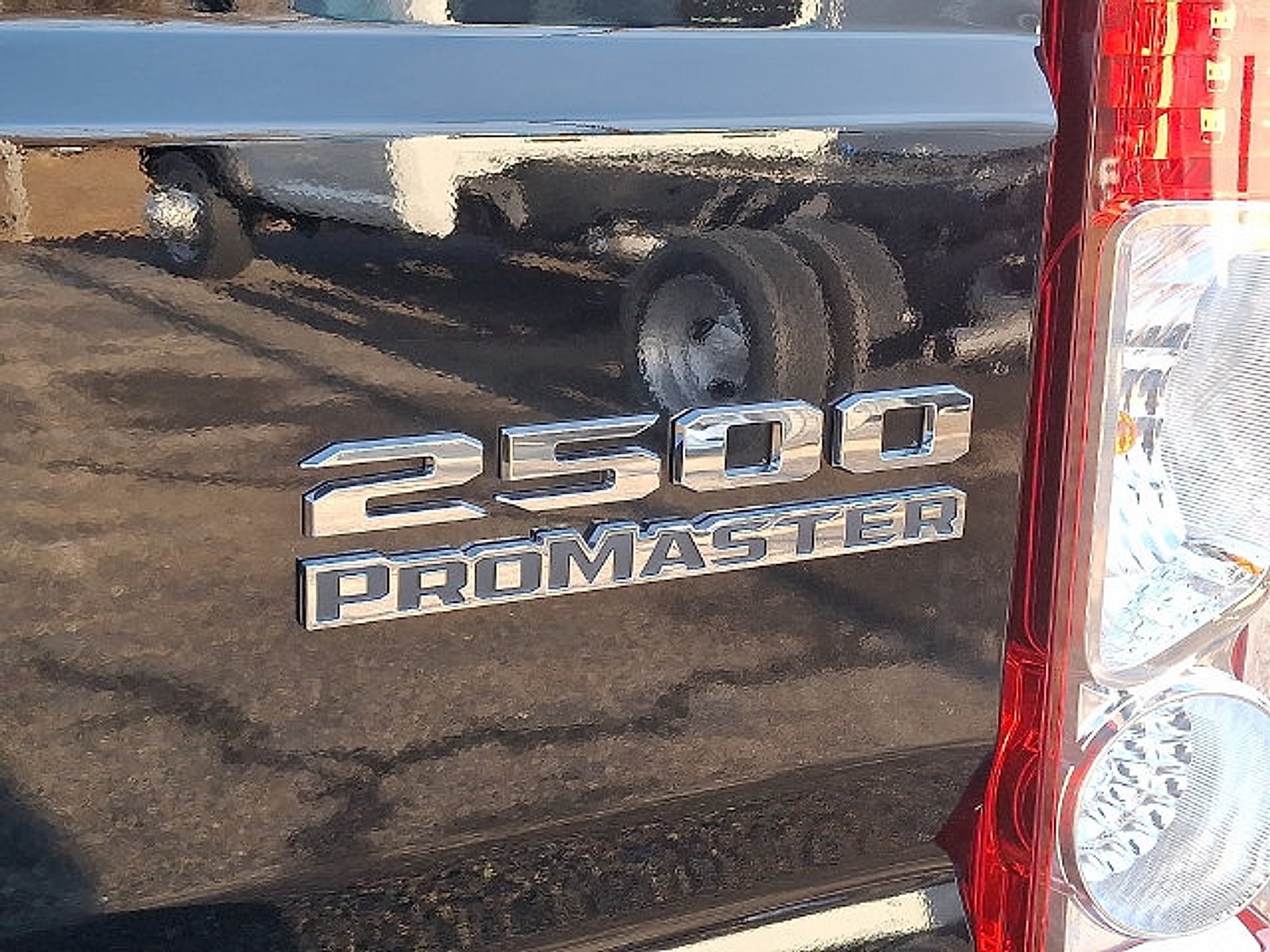 Used 2025 RAM ProMaster 2500 w/ Quick Order Package 22H SLT+ FWD image 12