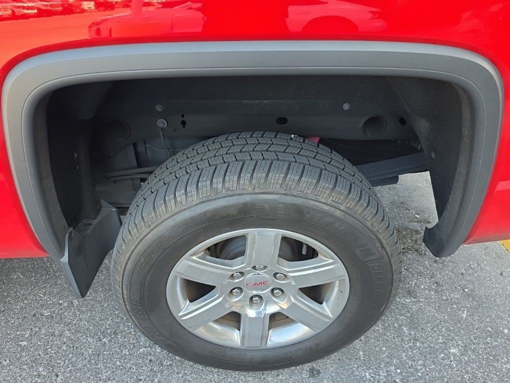 Certified 2017 GMC Sierra 1500 SLT w/ Suspension Package, Off-Road AWD/4WD image 15