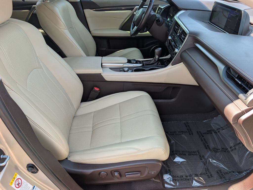 Used 2019 Lexus RX 450h AWD w/ Luxury Package image 12
