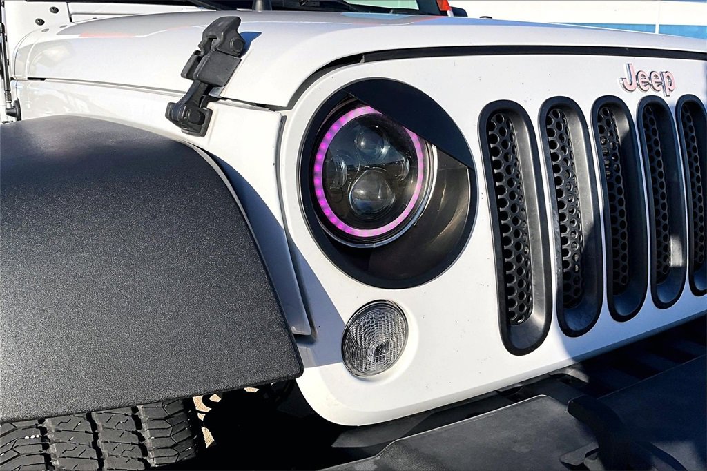 Used 2018 Jeep Wrangler Unlimited Sport S image 28