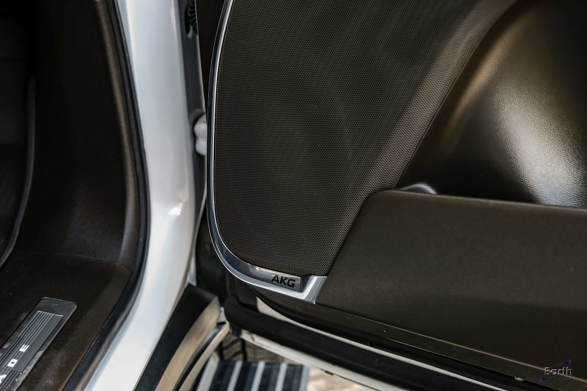 Used 2024 Cadillac Escalade Sport w/ LPO, ONYX Package RWD image 88