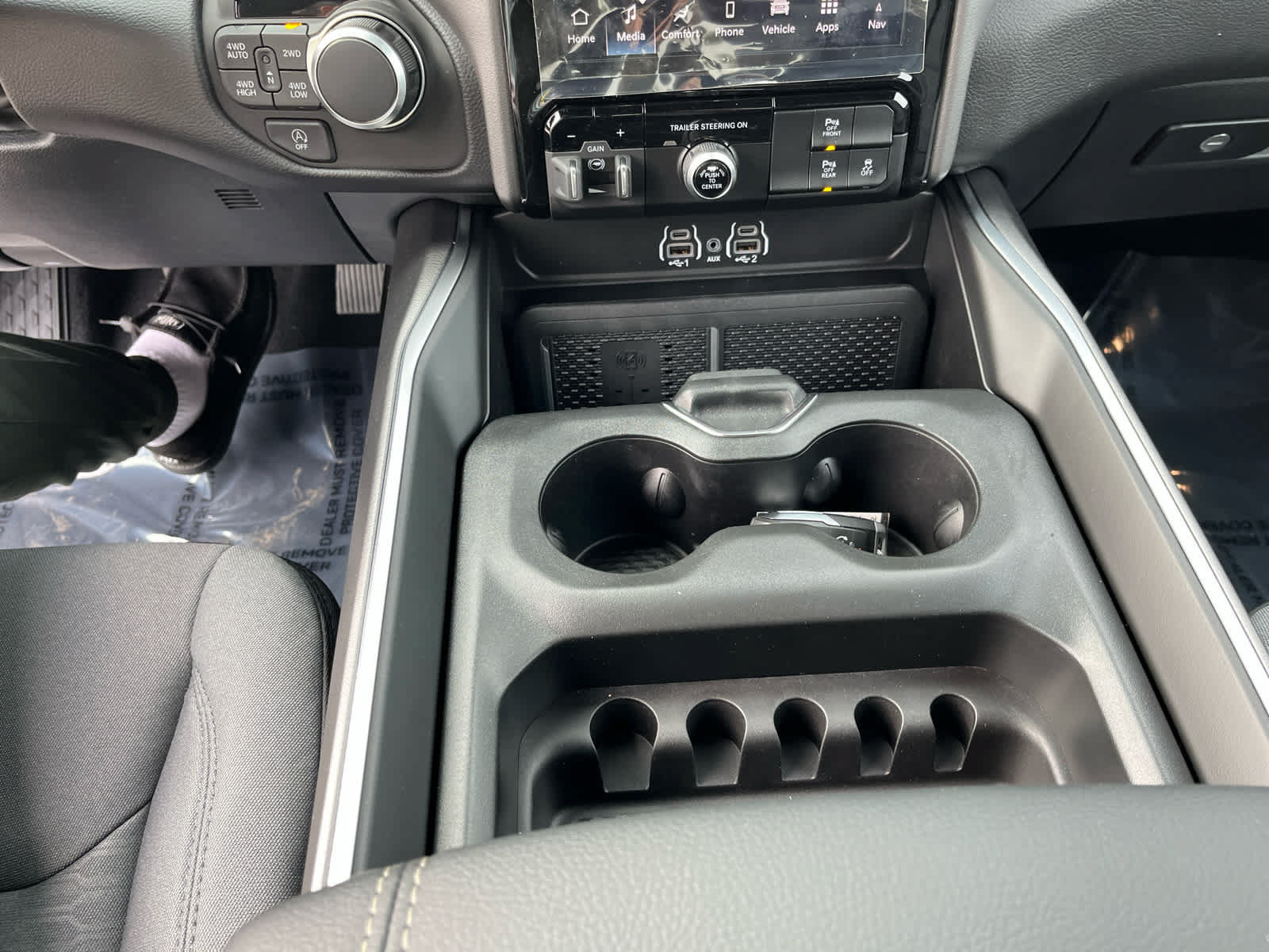 New 2026 RAM 1500 Big Horn AWD/4WD image 18