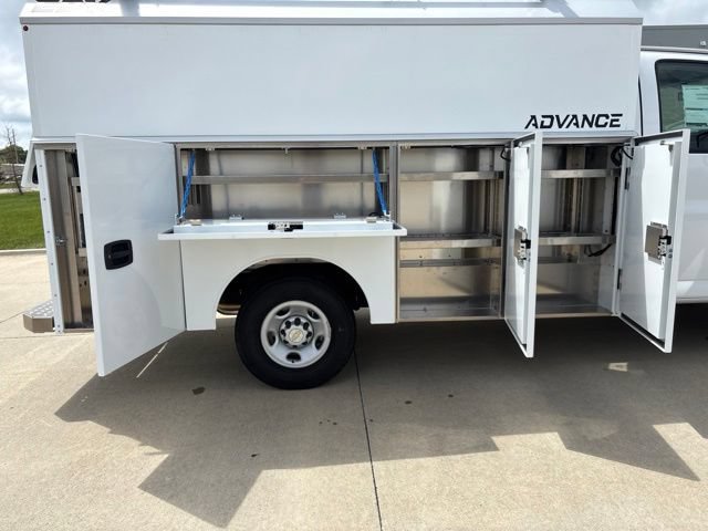 New 2026 Chevrolet Express 3500 w/ Power Convenience Package RWD image 18