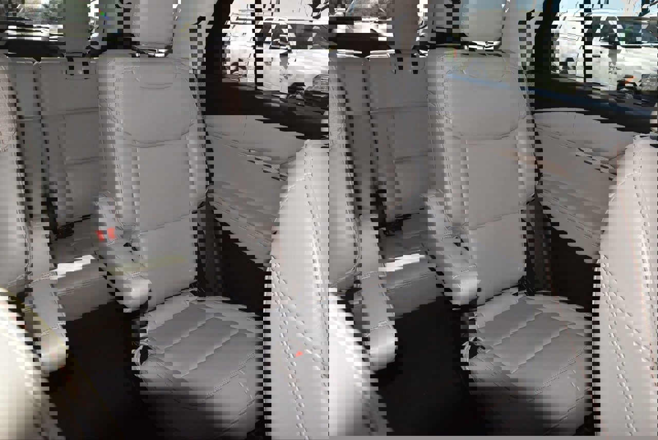 Certified 2025 Ford Explorer Active w/ Active Comfort Package image 22