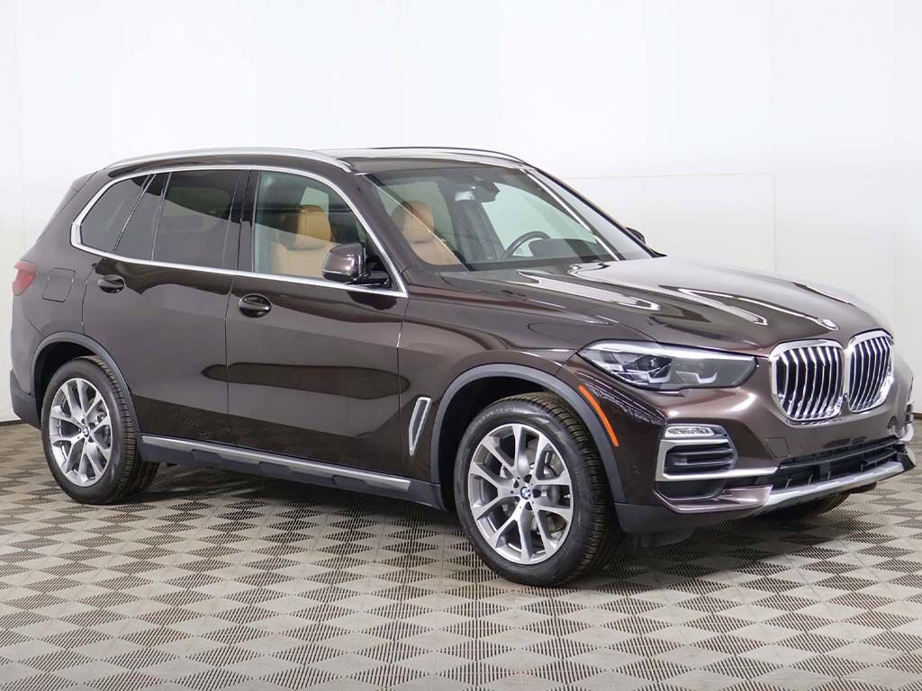 Used 2021 BMW X5 xDrive40i w/ Premium Package 2 image 2