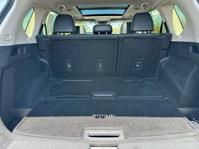 Used 2024 Nissan Rogue Platinum w/ Platinum Premium Package AWD/4WD image 10