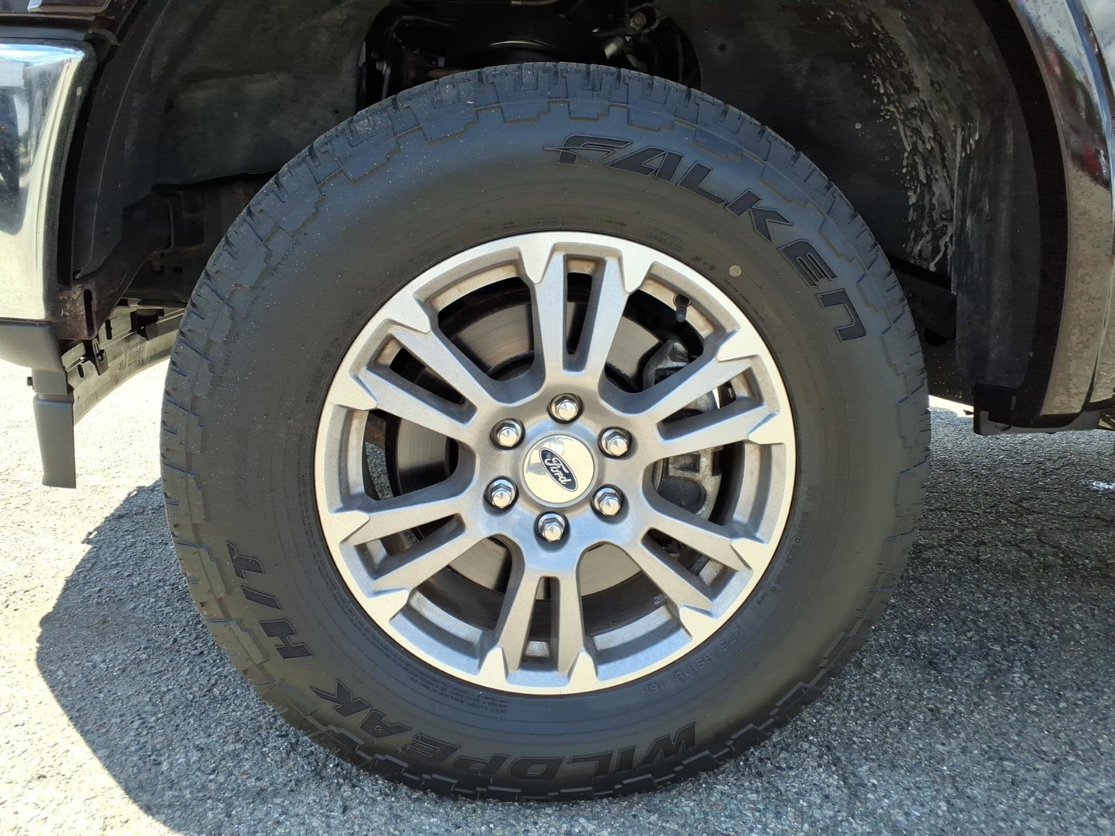 Used 2020 Ford F150 Lariat w/ Trailer Tow Package AWD/4WD image 9