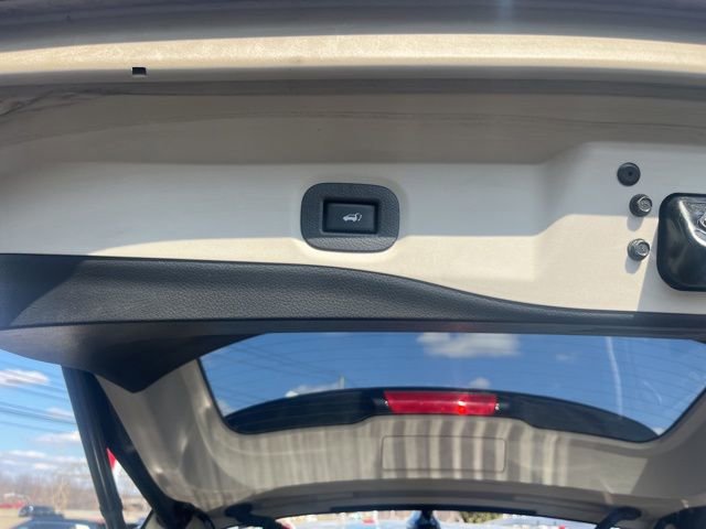 Certified 2019 Nissan Rogue SV w/ Premium Package image 25